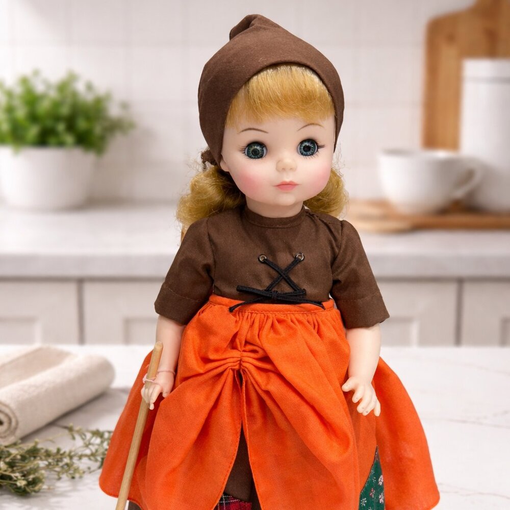 VINTAGE 1966 MADAME ALEXANDER Poor Cinderella #1540 Mint Condition With Tags‎